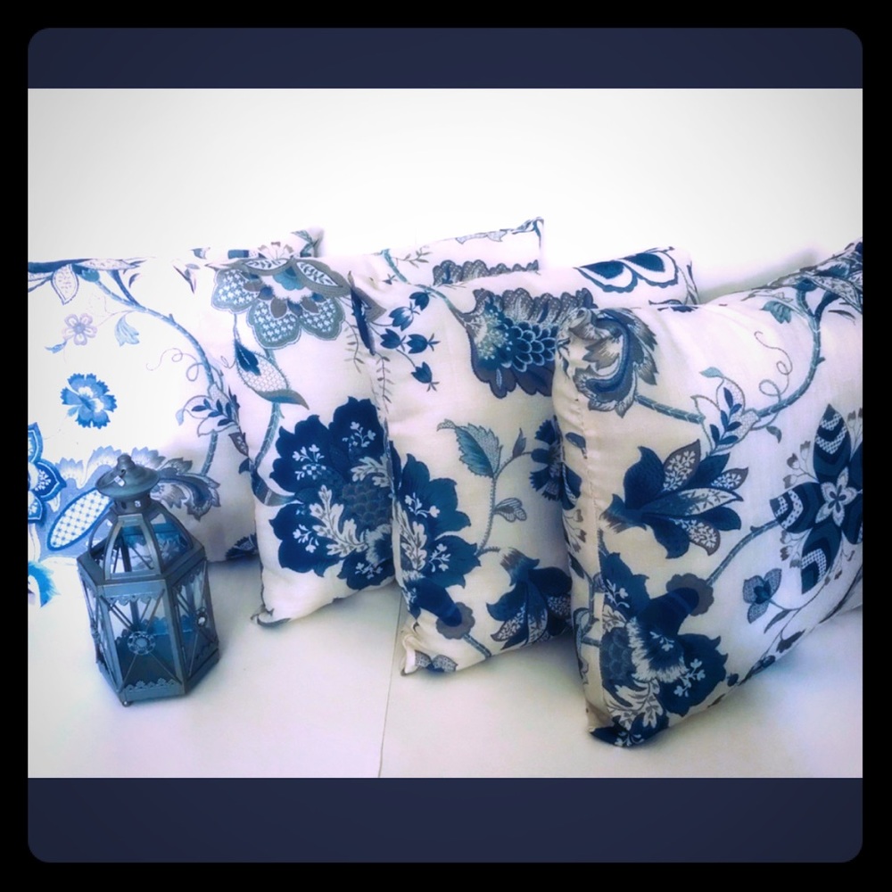 Stylish decorative pillows